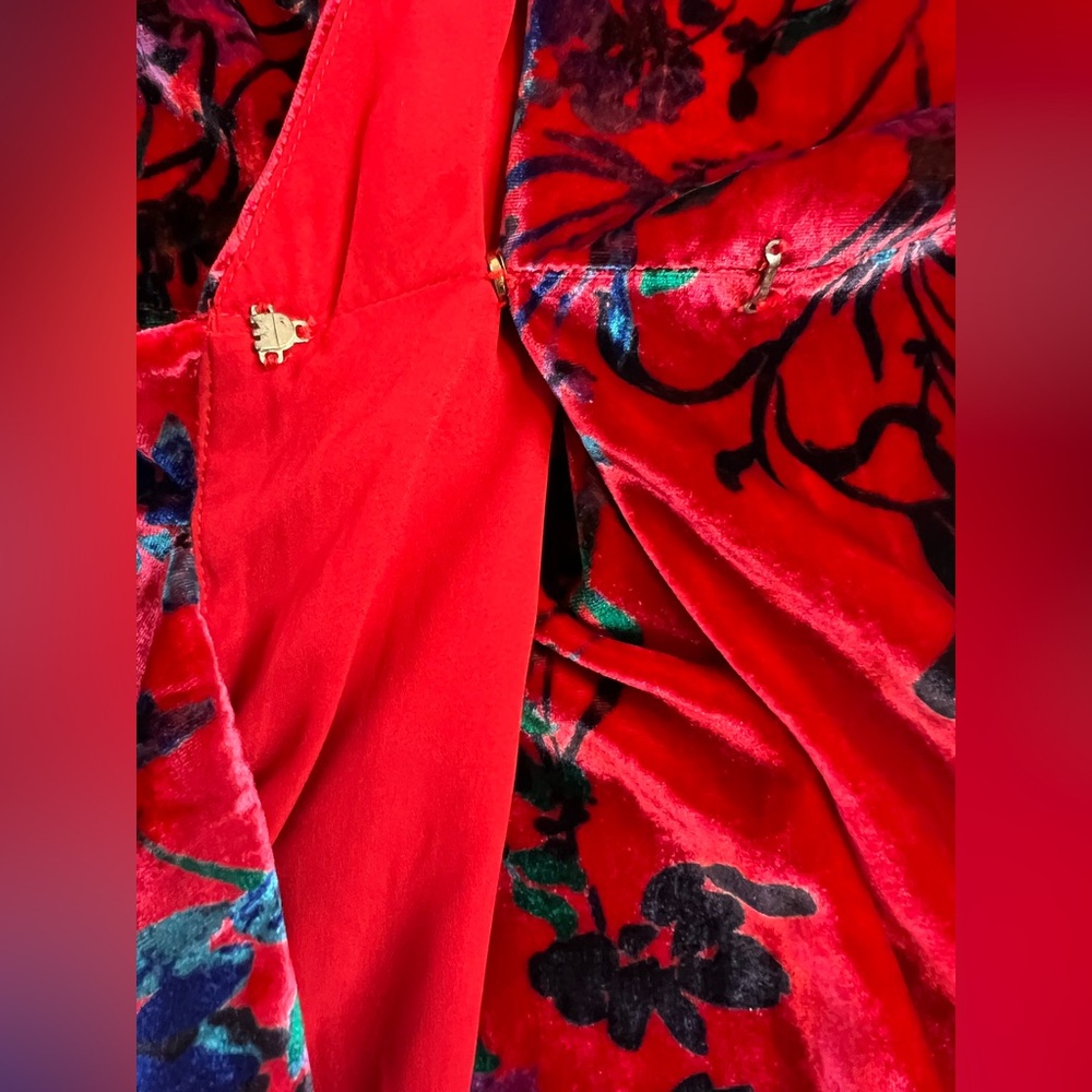 House of Harlow 1960 Revolve Red Floral Velvet Wrap Dress Holiday Party Wedding - Picture 12 of 16